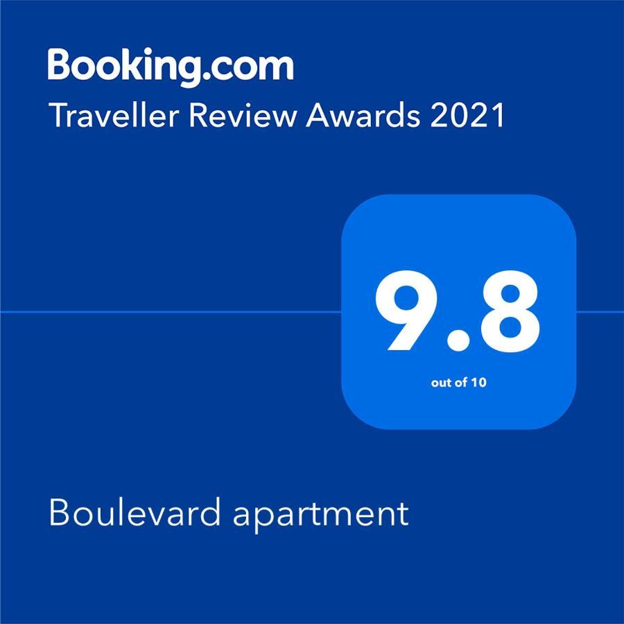 Boulevard Apartment Batumi Ngoại thất bức ảnh