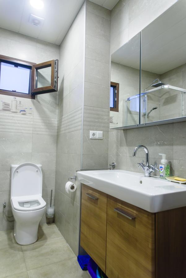 Boulevard Apartment Batumi Ngoại thất bức ảnh