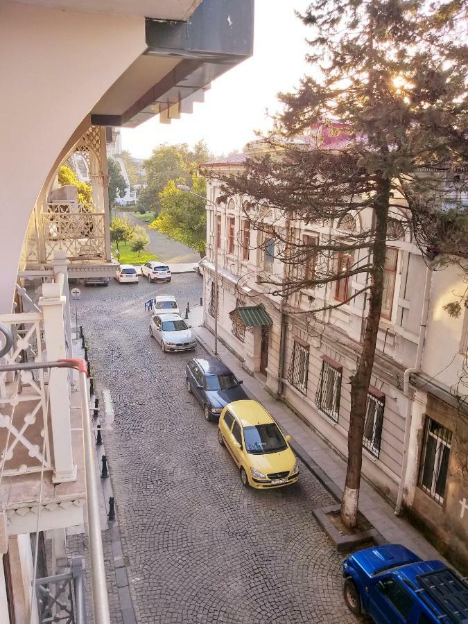 Boulevard Apartment Batumi Ngoại thất bức ảnh